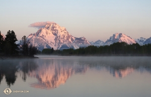 Alba a Oxbow Bend, nel Parco Nazionale Grand Teton … simbolico per la fine di una vacanza e l’inizio di una nuova stagione (foto di Kexin Li)