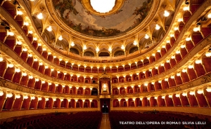 Al Teatro dell'Opera, uno dei teatri più famosi d'Italia