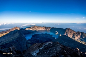 Sulla vetta del Monte Rinjani