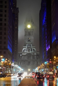 Il municipio di Philadelphia affiancato dai palazzi della citt&agrave; (foto del ballerino Daniel Jiang). 