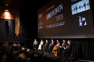 I membri del cast di UNBROKEN partecipano a una tavola rotonda dopo la proiezione del documentario.